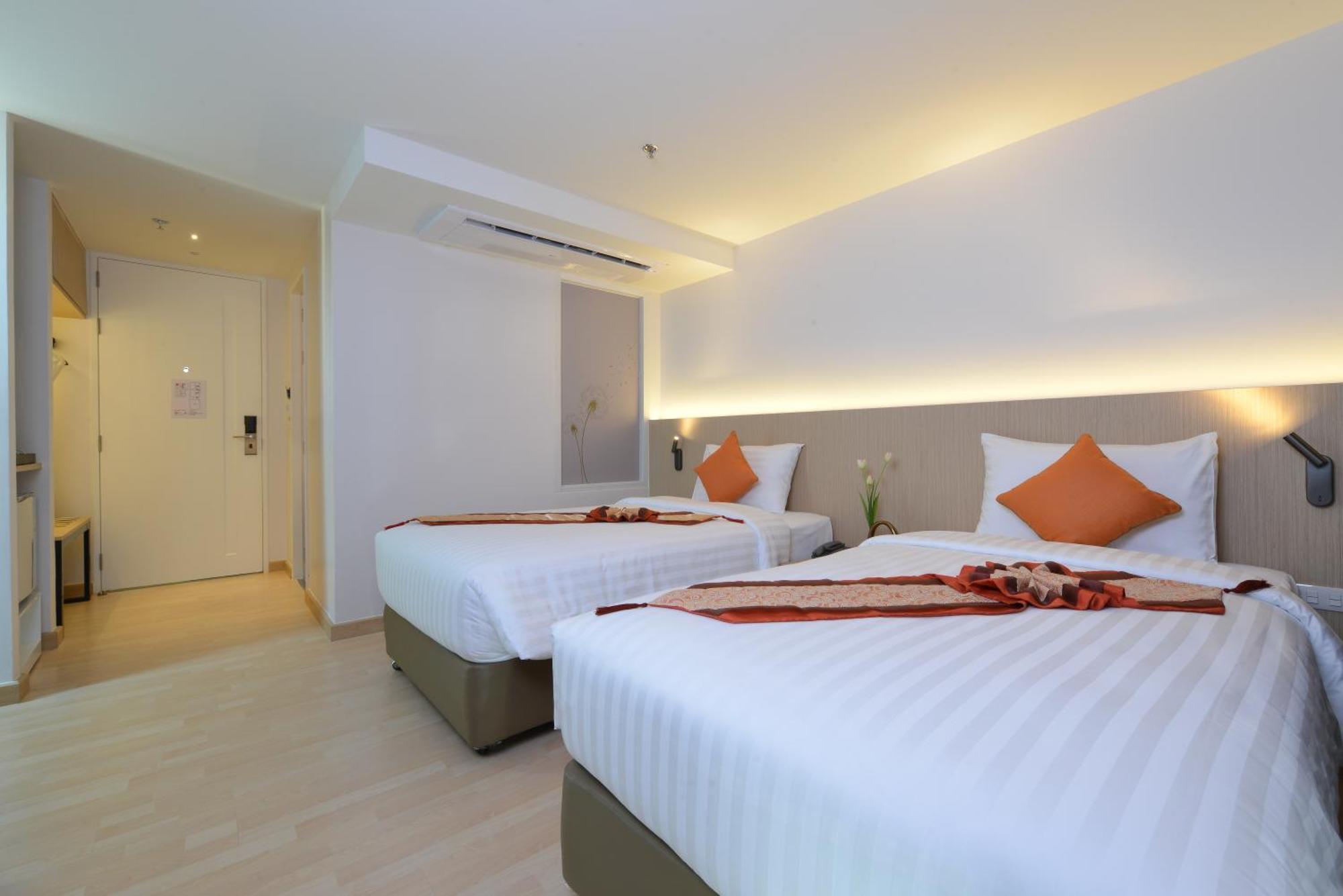 Le D'Tel Bangkok Hotel Eksteriør billede Deluxe Room