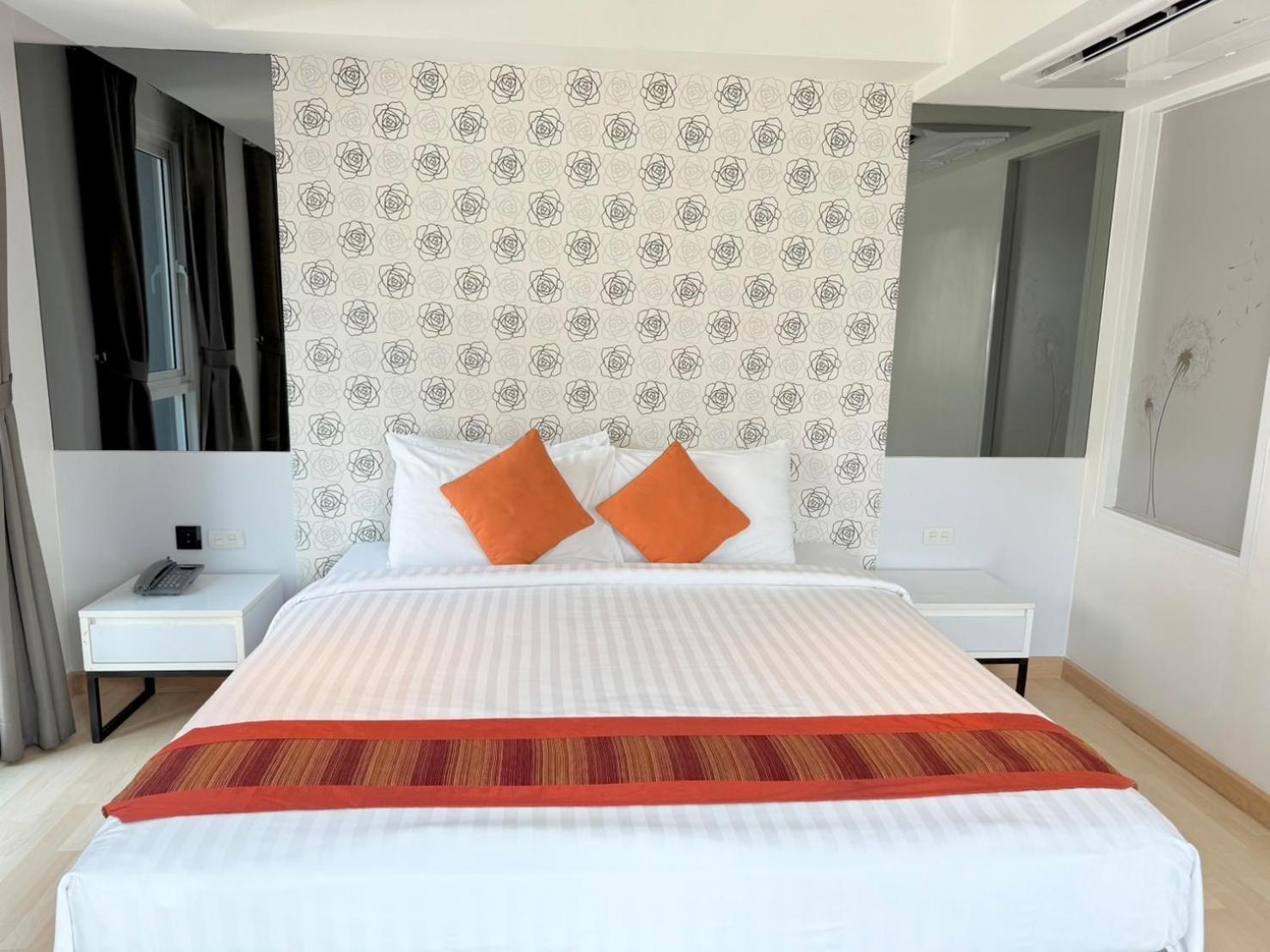 Le D'Tel Bangkok Hotel Eksteriør billede