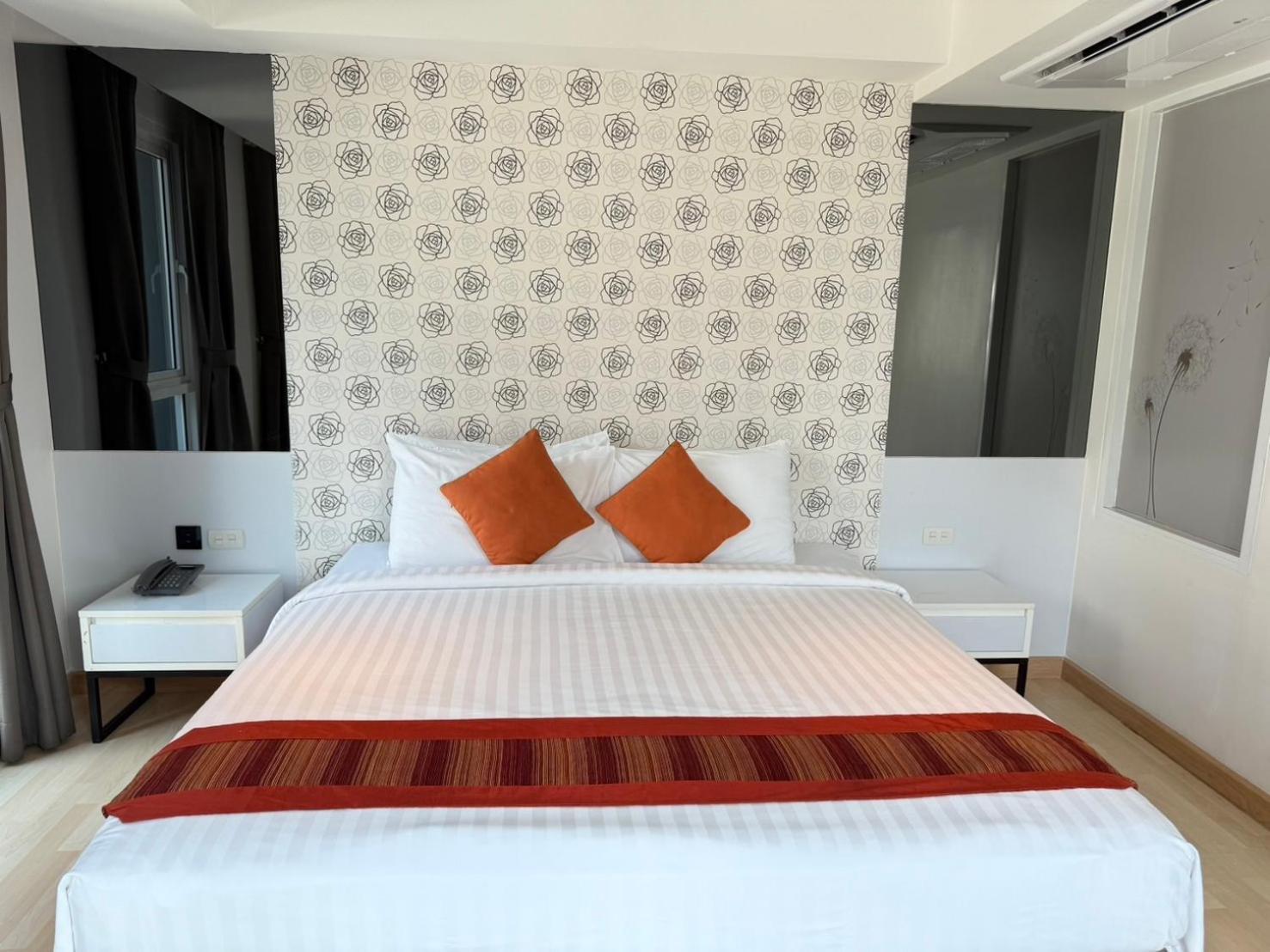 Le D'Tel Bangkok Hotel Eksteriør billede